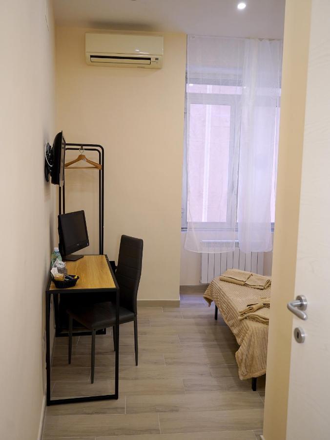 Giulia'S Home Napoli Dış mekan fotoğraf